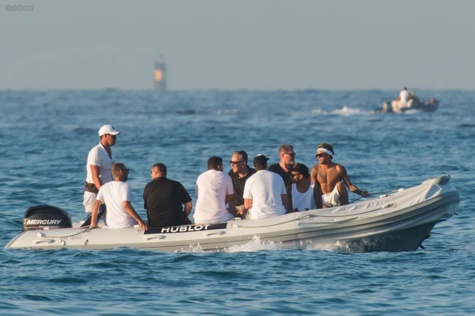 Images-Neymar s'éclate à Saint-Tropez 