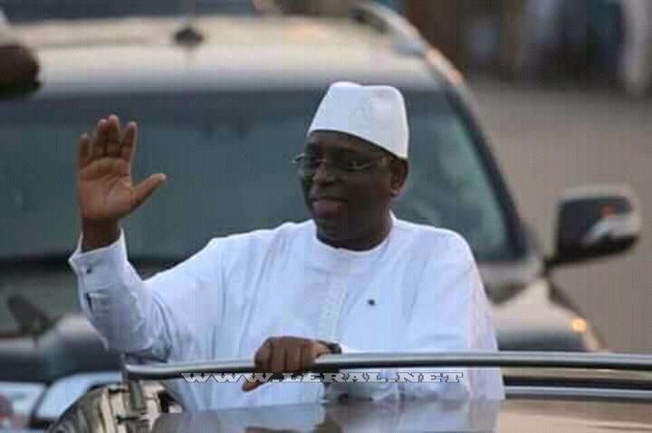 PHOTOS- Accueil populaire du président de la République, S.E.M Macky Sall dans la ville sainte de Touba