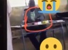 VIDEO / Elections locales: Une vidéo montre un homme, seul dans un centre de vote, en train de mettre des bulletins de la coalition « Benno Bokk Yakaar » dans les enveloppes