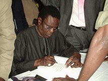 INJURES ET DIFFAMATION Me Mbaye Jacques Diop réclame un milliard F Cfa à Gaston Mbengue