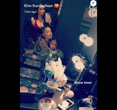 Photos-Kim Kardashian : Sa fille North, jeune fan irrésistible d'Ariana Grande