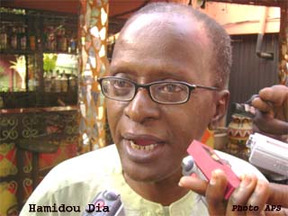 CONTRIBUTION DE HAMIDOU DIA, ECRIVAIN, POETE ET CRITIQUE LITTERAIRE - SENEGAL : LA CROISEE DES CHEMINS:Il n’y a pas de destin forclos ; il n’y a que des responsabilités désertées