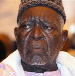 Serigne Bara s'énerve et avertit Me Wade «débarrassez le plancher et laissez-moi faire