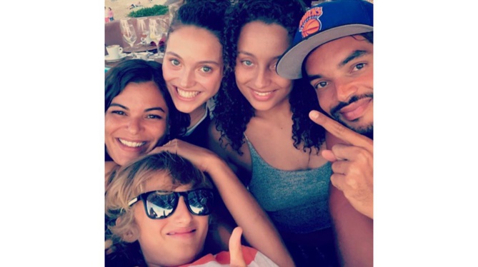 Yannick Noah : ses cinq enfants se retrouvent et posent ensemble, un beau cliché !