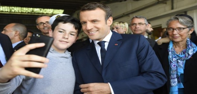 Six élèves sèchent les cours, découvrez le geste qu’a fait Emmanuel Macron pour eux