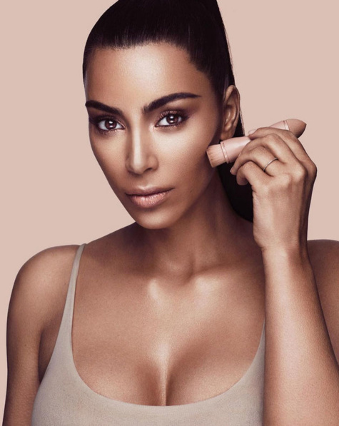 Kim Kardashian West Beauty : 14 millions de bénéfices en.. moins de 4 minutes !