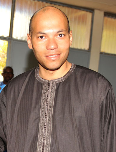 Kognbi - KARIM WADE TRAITE DE « FILS DE TOUBAB» Attention aux propos xénophobes et racistes