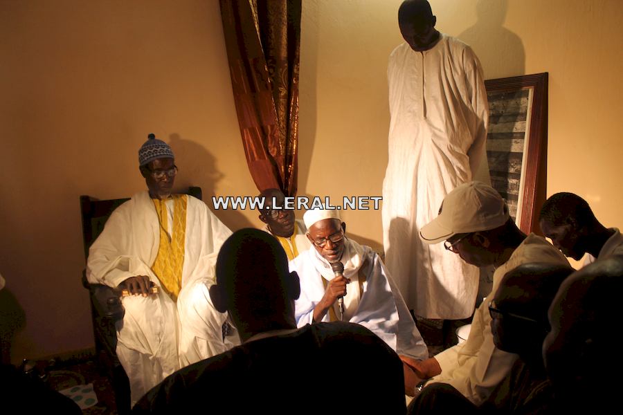 Photos : Thierno Bâ fait un don de 10 tonnes de ciment à la maison de Serigne Touba de Yeumbeul Sud