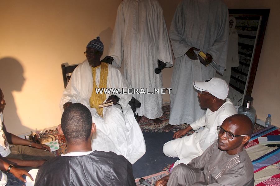 Photos : Thierno Bâ fait un don de 10 tonnes de ciment à la maison de Serigne Touba de Yeumbeul Sud