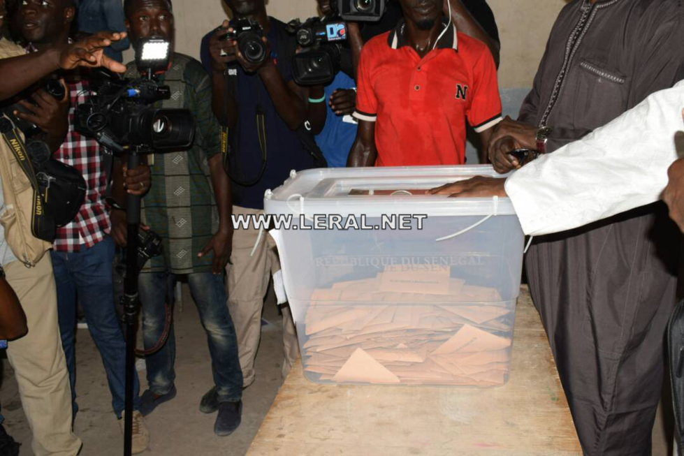 (Photos) Abdoulaye Wade après son vote