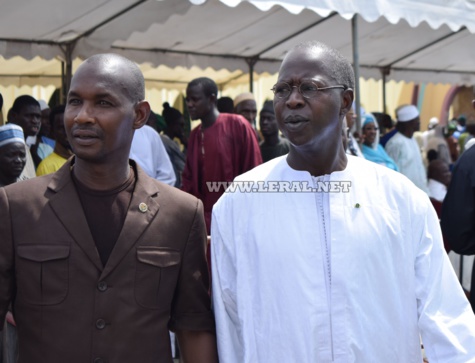 Vidéo et photos : l'émouvante levée du corps de M. Aliou Sow (CSE), à la mosquée Omarienne 