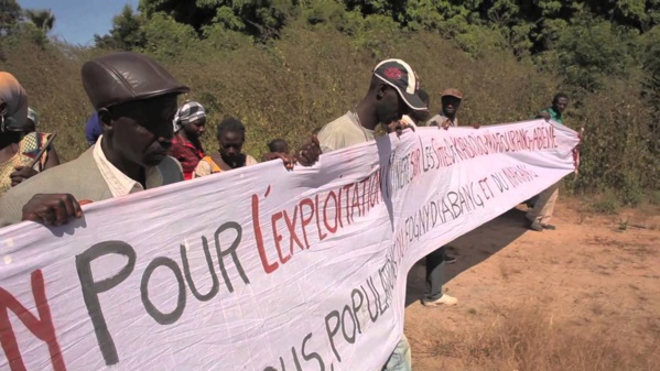 Casamance : Des étudiants se constituent en boucliers contre l’exploitation du zircon