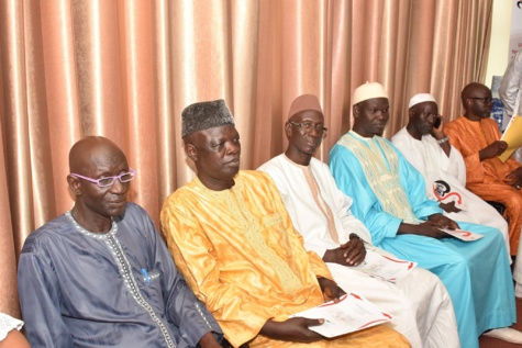 Images: La passation de service entre le ministre sortant Awa Marie Coll Seck et Abdoulaye Diouf Sarr, ministre entrant de la Santé 