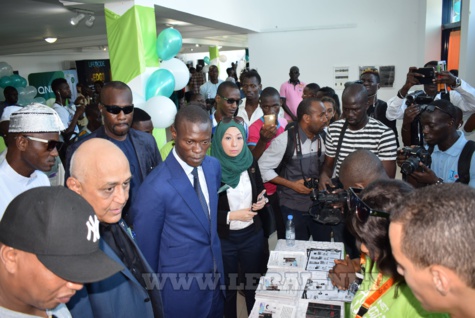 Photos: "Vie Absolue", Qnet expose ses produits sur le marché sénégalais de la vente en ligne