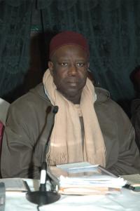 ENTRETIEN AVEC SERIGNE MANSOUR SY DJAMIL : «Pourquoi les potlitiques ont besoin des marabouts»