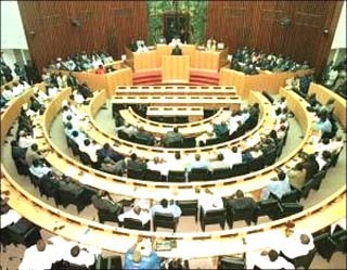 ASSEMBLÉE NATIONALE : Les femmes députés déterminées à voter la parité