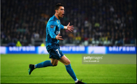 Photo football : Dégustez la reprise acrobatique phénoménale de Cristiano Ronaldo face à Juventus