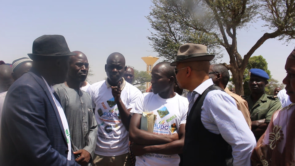 A Ngoudiane et à Fandène : le Ministre Souleymane Jules Diop visite les réalisations du PUDC