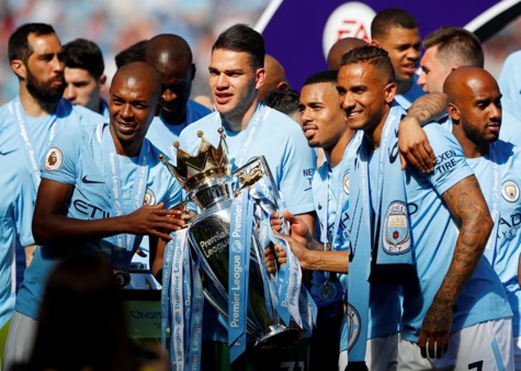 PHOTOS - Manchester City célèbre son titre de champion d’Angleterre