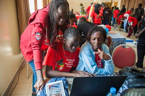 13 photos : Sidy Ndao, le chantre de la robotique scolaire en Afrique 