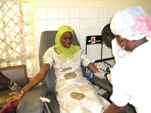 JOURNEE DE DON DE SANG : LA JEUNESSE TIDIANE DE DAKAR-PLATEAU AU CHEVET DE L’HOPITAL PRINCIPAL