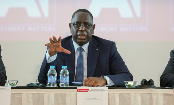 Présidentielle: Macky Sall ramène la caution à 30 millions