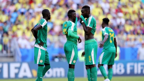 Photos : Salif Sané et Mbaye Niang submergés par les Colombiens