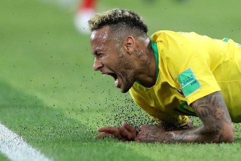 Mondial Russie 2018: Neymar, un cinéma qui irrite