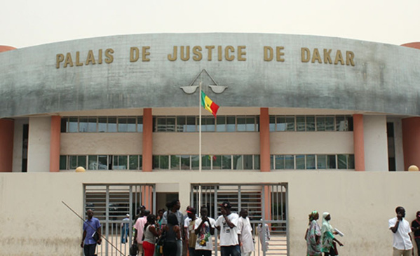 Le percepteur de Dakar échappe à un passage à tabac au tribunal