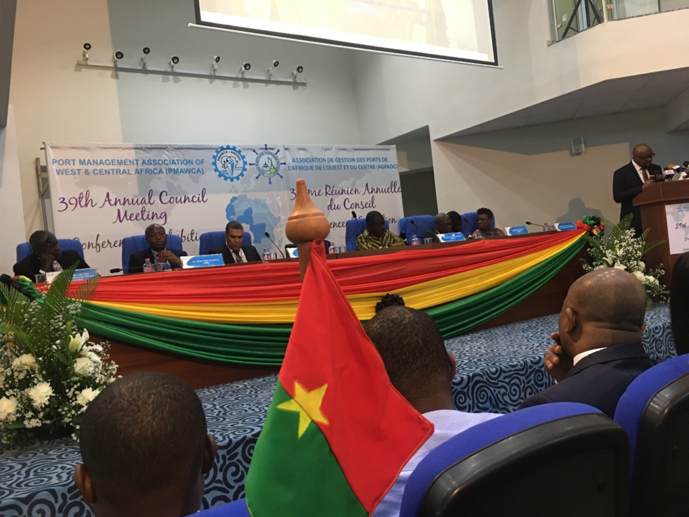 Participation de M. Aboubacar Sedikh Bèye au 39e Conseil de l’AGPAOC à Accra