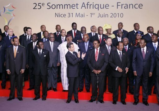 Pourquoi l'Afrique accuse 25 ans de retard sur le MONDE DÉVELOPPÉ .....