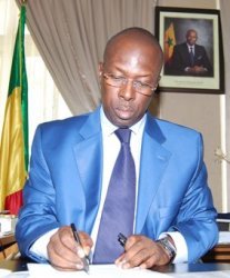 Souleymane Ndéné Ndiaye se fâche contre la jeunesse socialiste