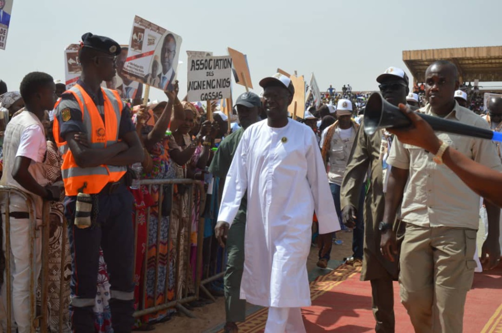 VIDEO - Voici pourquoi une marée humaine a accueilli Macky Sall au fief de son PM Mahammed DIONNE