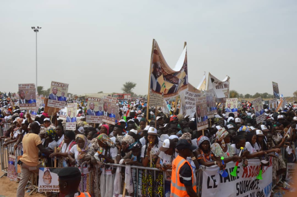 VIDEO - Voici pourquoi une marée humaine a accueilli Macky Sall au fief de son PM Mahammed DIONNE