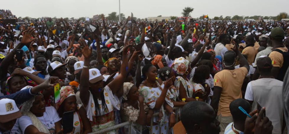 VIDEO - Voici pourquoi une marée humaine a accueilli Macky Sall au fief de son PM Mahammed DIONNE