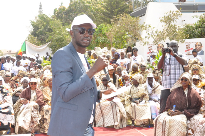 Photos : Cérémonie Sargal des voisins du PR Macky Sall à Fenêtre Mermoz sous la coordination de maître Lika Bâ 