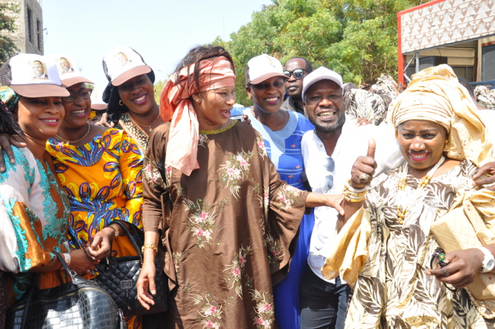 Photos : Cérémonie Sargal des voisins du PR Macky Sall à Fenêtre Mermoz sous la coordination de maître Lika Bâ 