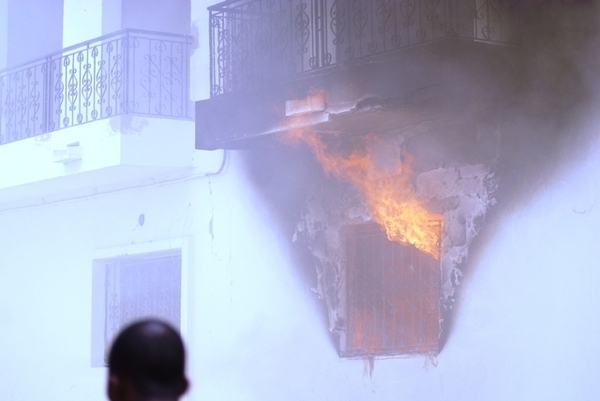 Dakar en feu cette nuit, Youssou Ndour reçu par Wade  (Photos)