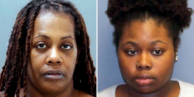 USA: une mère et sa fille accusées d'avoir tué 5 membres de leur famille