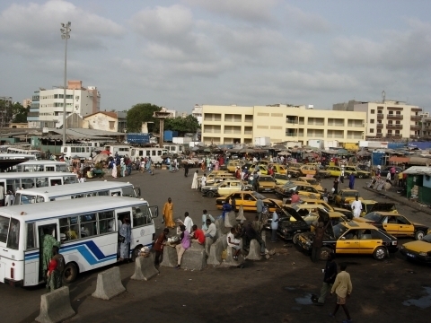 LE PRÉFET DE DAKAR ANNONCE UNE OPÉRATION DE DÉSENCOMBREMENT À LA GARE PETERSEN