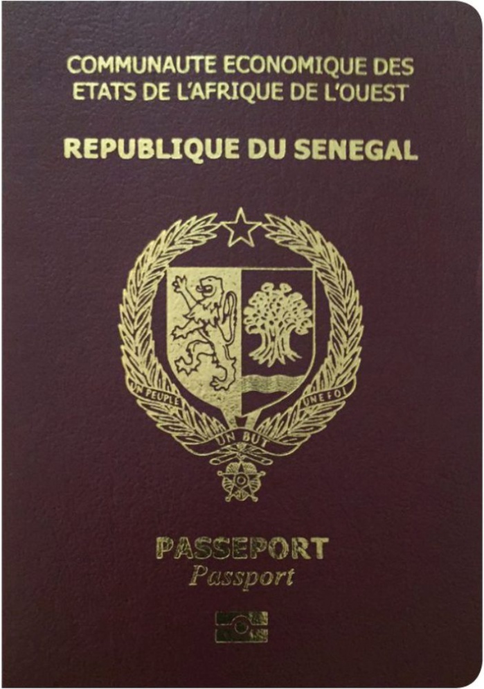 "Le passeport Sénégal monnayé aux citoyens"