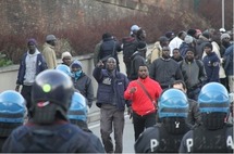 Photos-VIDEOS : La colère des modou-modou après l'assassinat de deux sénégalais par un italien à Florence