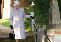 Un cadavre dans le jardin d’Elizabeth II