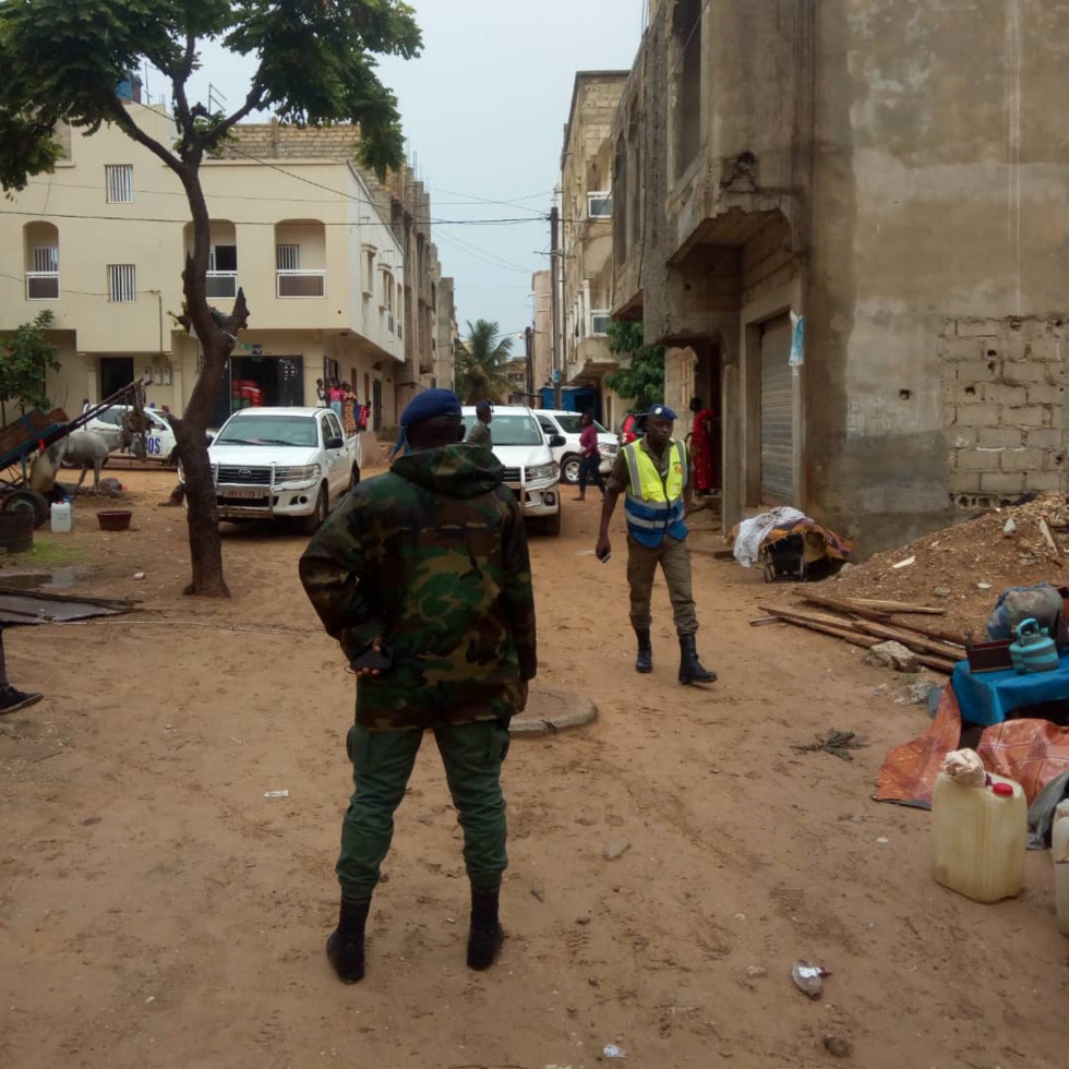 Photos : Destruction d’un ghetto à Dalifort