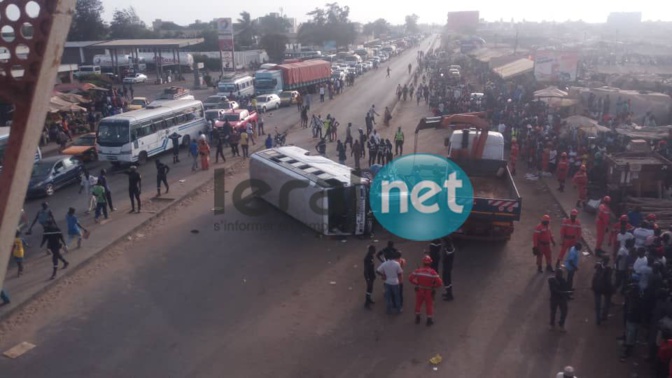 Accident à Ngor: Un choc entre deux bus Tata fait plusieurs blessés