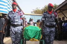 Colère des militaires à la levée du corps du policier Fodé Ndiaye : Ils parlent de deux poids deux mesures