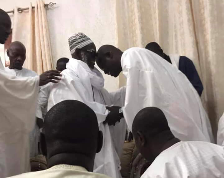 PHOTOS - Khalifa Sall reçu par le Khalife général des Mourides