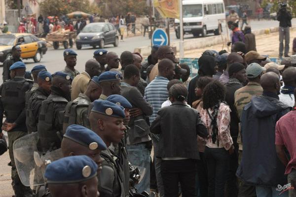 Nouvelle dispersion d'une manifestation interdite à Dakar  (Photos)