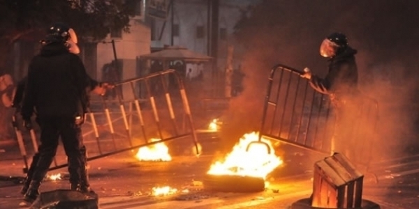 [Vidéos] Manifestations anti-Wade maintenues, tensions exacerbées par la colère de la confrérie Tidiane