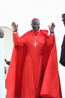 [Vidéo] Le Cardinal Sarr reçu hier au Palais à 23h : Les confidences de Wade